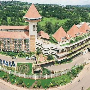 https://golf-course-hotel.about-kampalahotels.com